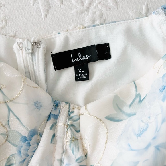 NWOT Lulus Decadent Charisma Ivory Floral Embroidered Bustier Mini Dress XLarge - Picture 4 of 8